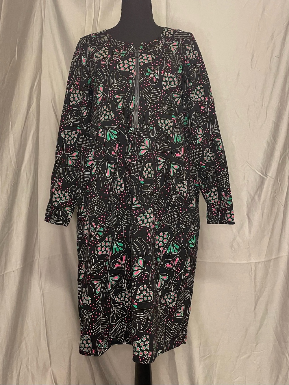 Gudrun Sjoden Black Long-Sleeve Floral Print Shift Dress